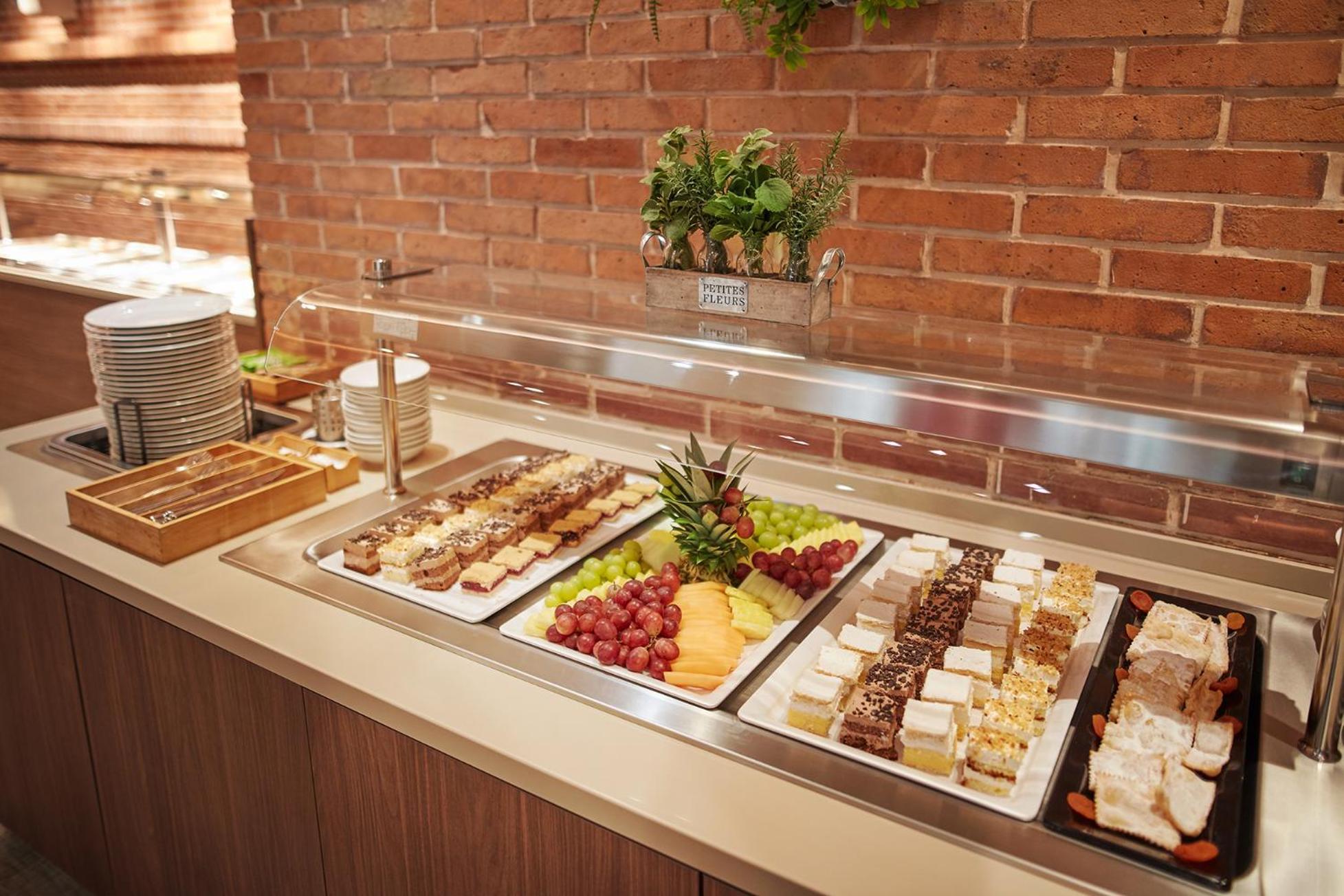 Olive Family Suites - Hotel & Resort Adria Ankaran Dış mekan fotoğraf